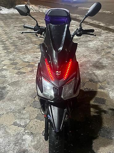 Скутеры: 4 скутера обмен на машину или на телефон 
4-130000 — 6