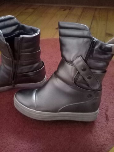 Gležnjače: Gležnjače, 37 — 6