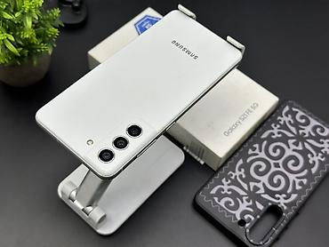 Samsung: Samsung Galaxy S21 FE, Б/у, 128 ГБ, цвет - Белый, 2 SIM — 1
