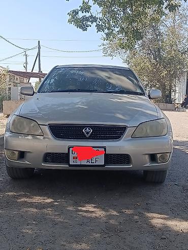 275 70 16: Toyota Altezza: 2001 г., 2 л, Автомат, Бензин, Седан — 4