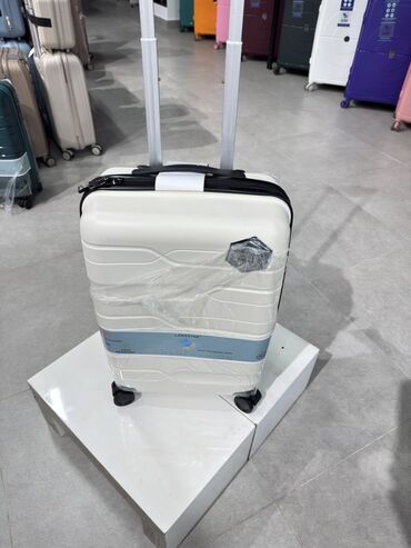 Чемоданы: Чемоданы гелевые, маленький размер ручная кладь, 22см 📍ул — 7