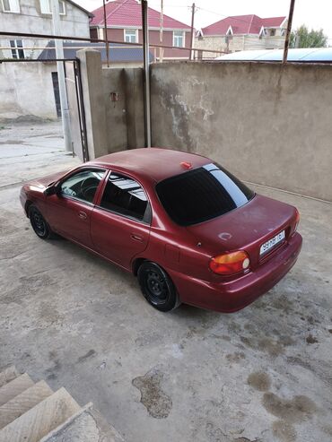 Kia: Kia Sephia: 1.6 l | 1998 il Sedan — 5