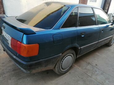 dzhinsy muzhskie 80 90 godov: Audi 80: 1988 г., 1.8 л, Бензин, Седан