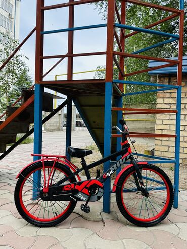 продаю старые вещи: Балдар үчүн велосипед, 2 дөңгөлөктүү, 6 - 9 жаш, Бала үчүн, Жаңы