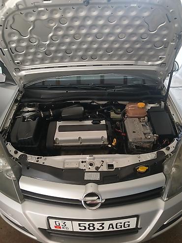 сиз 82 1: Opel Astra: 2005 г., 1.6 л, Кол менен иштөөчү, Бензин, Универсал — 2