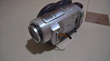 Video kamere: Sony HDR-UX3E Camcorder za delove ili popravku. Ispravna sve, cita — 4