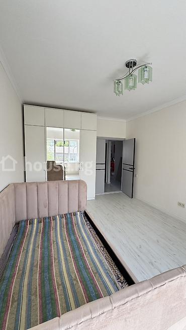 52: 2 комнаты, 52 м², Дордой Плаза ТРЦ 105 серия, 3 этаж, Евроремонт — 2
