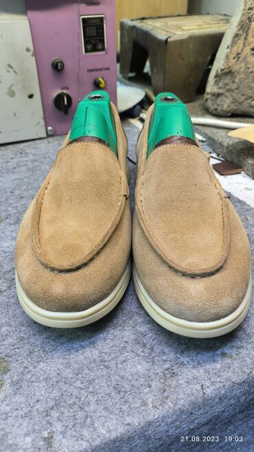 обувь для работы: Ручная работа с 36 по 41 размер любого цвета замш или кожа