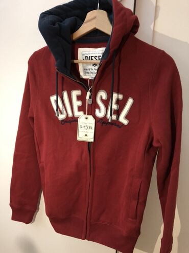 cetnici sever duks: Sweatshirt, S (EU 48), Diesel, color - Red, With a hood