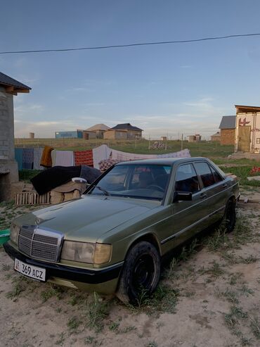 Mercedes-Benz: Mercedes-Benz 190: 1986 г., 2 л, Механика, Бензин, Седан