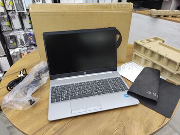 hp laptop 15 da0287ur: Yeni notbuk!! Hp 250 G9 Intel® Core™ i3-1215U up to 4.4 GHz 8 GB