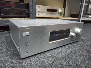 Pojačala i prijemnici: Sony STR-KG 700 Specifications Tuning range: FM, MW Power output — 2