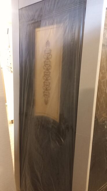 Otaq qapıları: Ağ rəngdə, klassik üslubda qapı. Panellərlə işlənmiş dizaynı otağa -da lalafo.az — 6 Otaq qapıları: Ağ rəngdə, klassik üslubda qapı. Panellərlə işlənmiş dizaynı otağa — 6