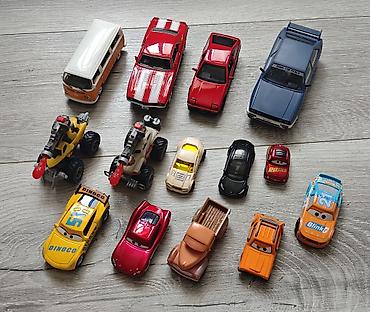 Avtomobil satışı: Uşaq üçün die-cast və plastik oyuncaq maşınlar dəsti Cem sekilde — 1