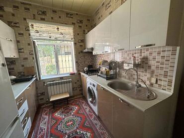 Həyət evləri və villaların satışı: Bakıxanov qəs. 3 otaqlı, 100 kv. m, Orta təmir — 9