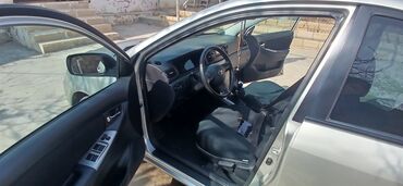 Toyota: Toyota Corolla: 1.6 l | 2006 il Hetçbek — 5
