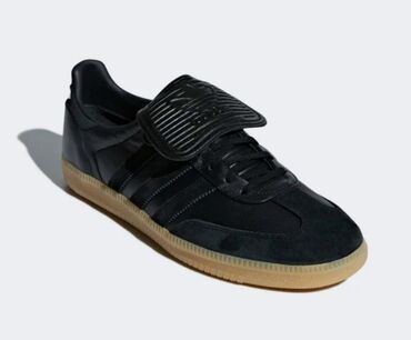 мужские кроссовки adidas: Кроссовки ADIDAS. ОРИГИНАЛ, из США. Размер 11(USA)29см стопа-(44)