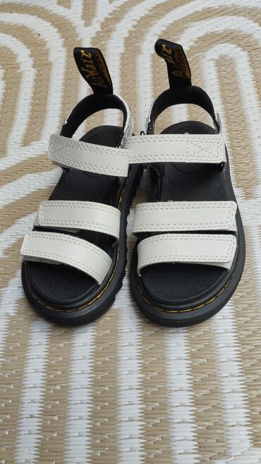 Sandale: Sandale, Dr. Martens — 3