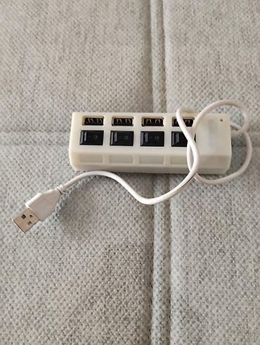 diş: USB hub – 4 port, fərdi açarlarla - Kompüterə qoşulan USB-A kabeli — 1
