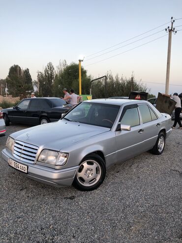 mers eshka: Mercedes-Benz E 300: 1992 г., 3 л, Автомат, Бензин, Седан