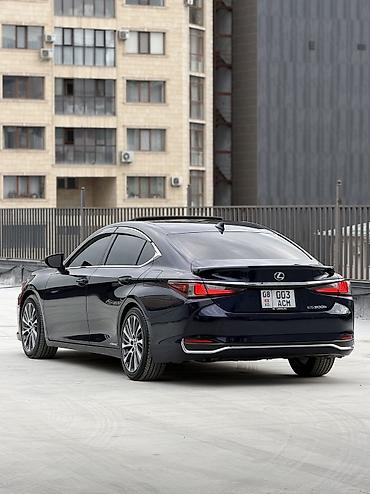 Lexus: Lexus ES: 2022 г., 2.5 л, Автомат, Гибрид, Седан — 2