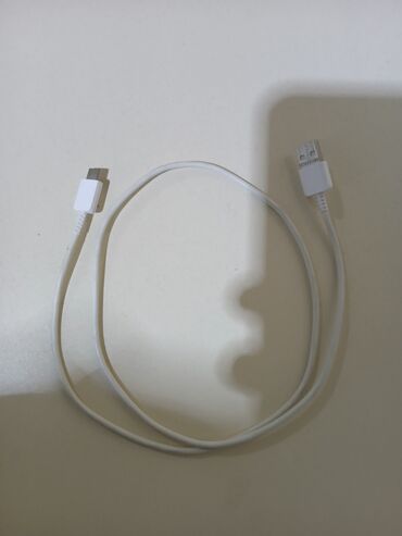 ups 2000 w: Kabel Samsung, Type C (USB-C), İşlənmiş