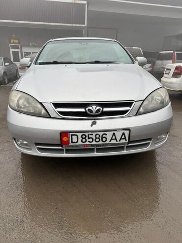 Daewoo: Daewoo Lacetti: 2004 г., 1.8 л, Механика, Бензин, Хэтчбэк