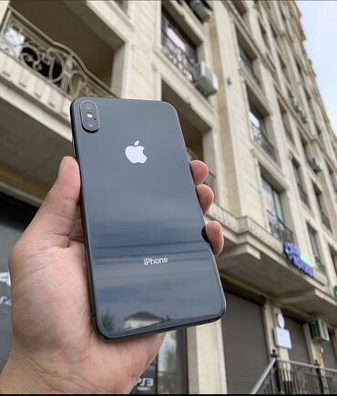 Apple iPhone: IPhone Xs Max, Б/у, 256 ГБ, Черный, Защитное стекло, Чехол, Кабель, 87 %
