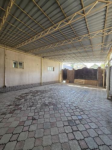 Продажа коттеджей и домов: 6 комнат и более, 180 м², 8 соток, Бишкек, Новопавловка с. Собственник — 26
