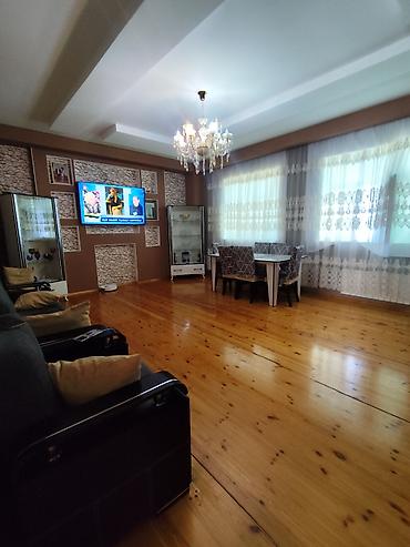 əmlak: Mehdiabad qaz idarəsinin yanında ev satılır.torpaq tikinti təyinatlı — 5