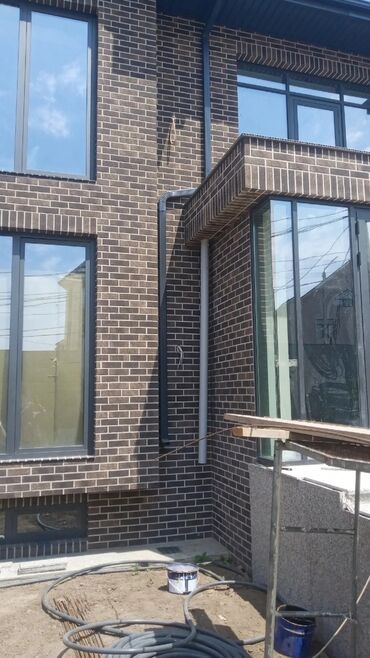 Фасадные работы: Ремонт фасада | Балясины | Клинкерная плитка | Базальт Больше 6 лет опыта — 1
