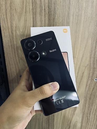 Смартфон Xiaomi Redmi Note 13Pro (черный), задняя панель из глянцевого