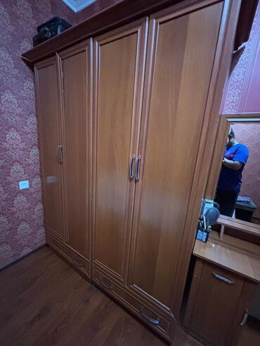 шкаф угловой для спальни: Кийим салуучу шкаф, Түз, Жыгач