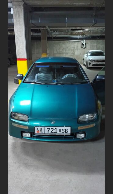 голыф 4: Mazda 323: 1995 г., 1.5 л, Механика, Бензин, Седан