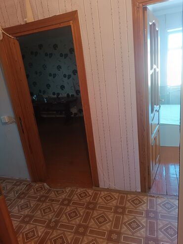 suraxani rayonu emircan qesebesi: Дигях, 3 комнаты, Вторичка, 42 м²