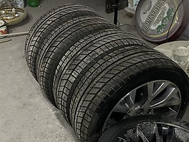 внедорожная: Колеса в сборе 275 / 45 / R 19, Зима, Новый, Комплект, Внедорожные (АТ/МТ), Литые, отверстий - 5 — 5