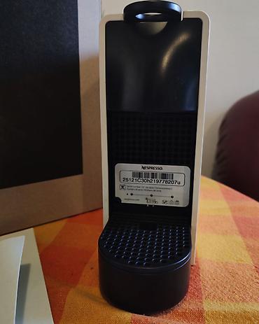 ipod nano: Nespresso Essenza Mini aparat za kafu na kapsule Dobijen na poklon i — 3