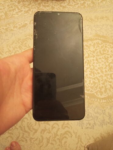 samsung a01 core ikinci el: Samsung Galaxy A13, 32 GB, rəng - Qara, Sensor, Barmaq izi, İki sim kartlı