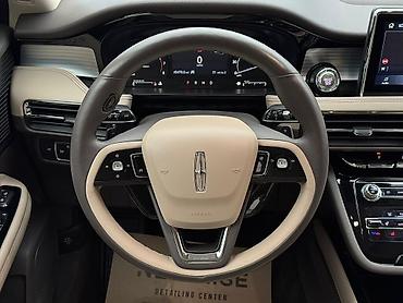 Lincoln: Lincoln : 2022 г., 2 л, Автомат, Бензин, Кроссовер — 13