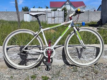 велосипед kaya: Шоссейный велосипед
Переключатели скорости работают
Алюминий
Колеса 28