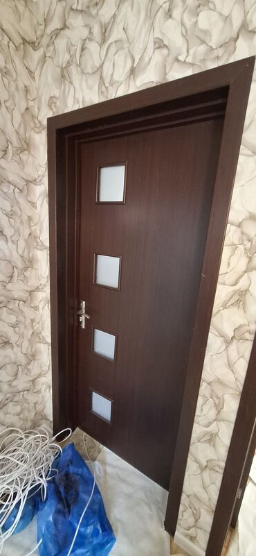 İşlənmiş Otaq qapısı 80x200 sm Zəmanətsiz, Ünvandan götürmə