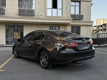 camry 55 exclusive: Toyota Camry: 2021 г., 2.5 л, Вариатор, Гибрид, Седан — 2