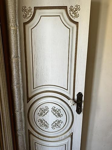 Klassik dizaynlı daxili qapı - Material: ağac teksturalı MDF/taxta