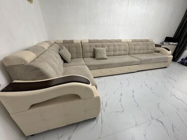 угловые диваны в бишкеке цены: Angular sofa, цвет - Бежевый, Б/у