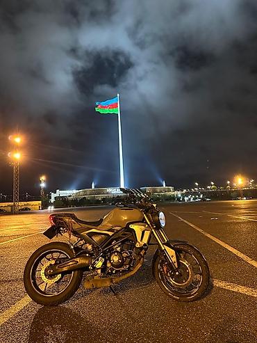 Motonəqliyyat: Naked/neo-retro üslublu şəhər motosikleti - Rəng: boz (mat effektli — 3