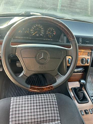 215 65 16 с: Mercedes-Benz W124: 1995 г., 2.2 л, Механика, Бензин, Седан — 10