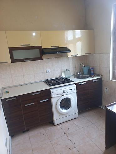 Həyət evləri və villalar: 3 otaqlı həyət evi – 1 mərtəbə Planlaşdırma: - Geniş qonaq otağı — 1