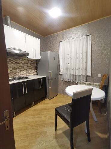 Uzunmüddətli kirayə evlər: 100 kv. m, 3 otaqlı, Kombi, Qaz, İşıq — 8