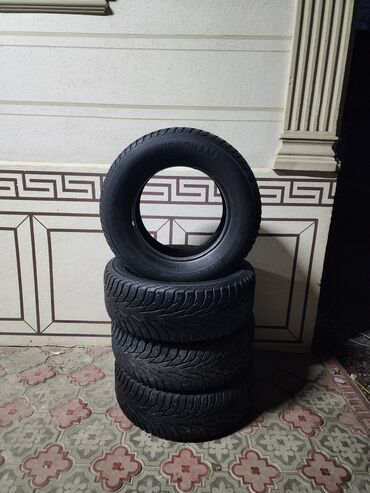 купить бу шины в бишкеке: Шины 265 / 65 / R 17, Зимняя шипованная, Б/у, Комплект, Внедорожные (АТ/МТ), Россия, Yokohama