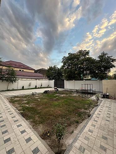 Үйлөр: 6 бөлмө жана андан көп, 431 м², 5 соток, Бишкек, Жумушчу Шаарча Менчик ээси — 3